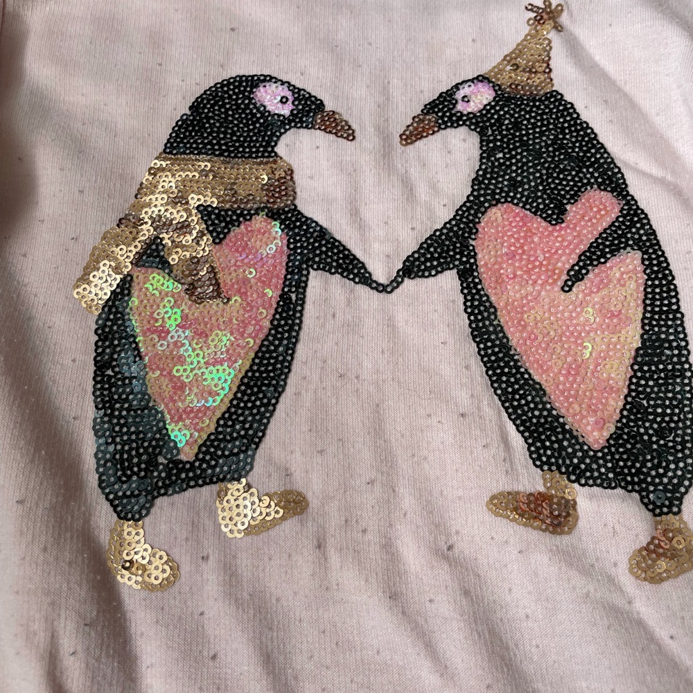 Pink penguin - Picture 2 of 10